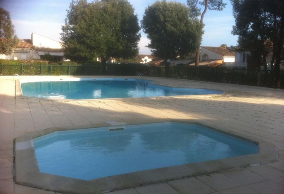 Villa "Les Jardins De Saint Palais Sur Mer" Exteriör bild